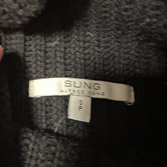 SOLD Size S knit mock neck tunic - Picture 3 of 8